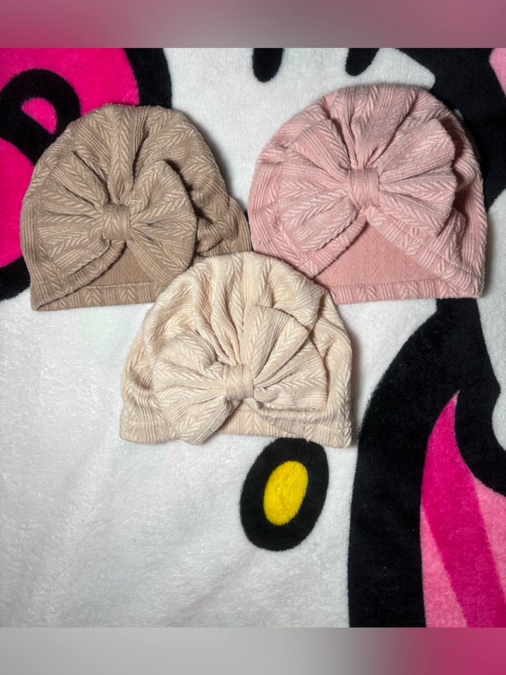 (Set Of 3) Babygirl Knitted Hats